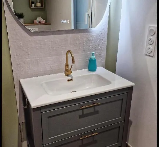 Proche Puy Du Fou Entrée Indépendante, Encas Du Matin Offert Habitación en casa particular